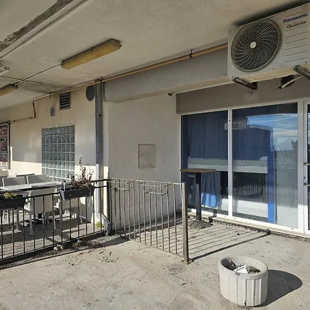 Renato Hostal Split