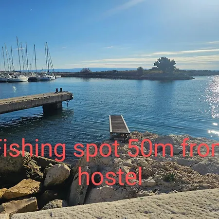Renato Hostal Split
