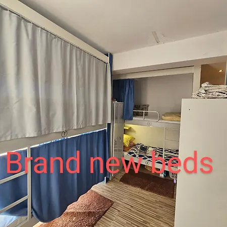 بيت شباب Renato سبليت